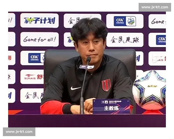 徐正源钦定韩鹏飞为防线核心;伤病潮加剧蓉城保级压力 徐正源钦定韩鹏飞为防线核心;伤病潮加剧蓉城保级压力