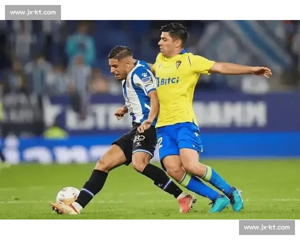 大阪钢巴迎战全北现代亚冠焦点之战走势前瞻解析实力对比与胜负预测